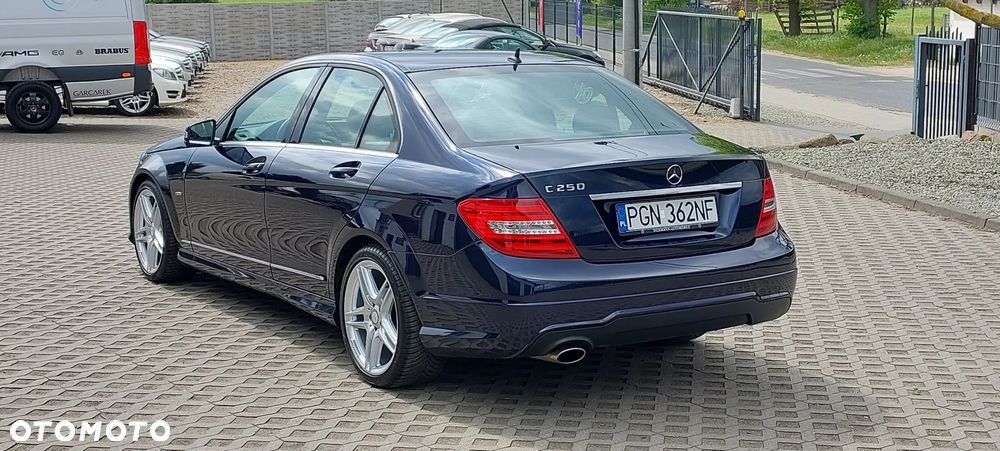 Mercedes-Benz Klasa C - 23