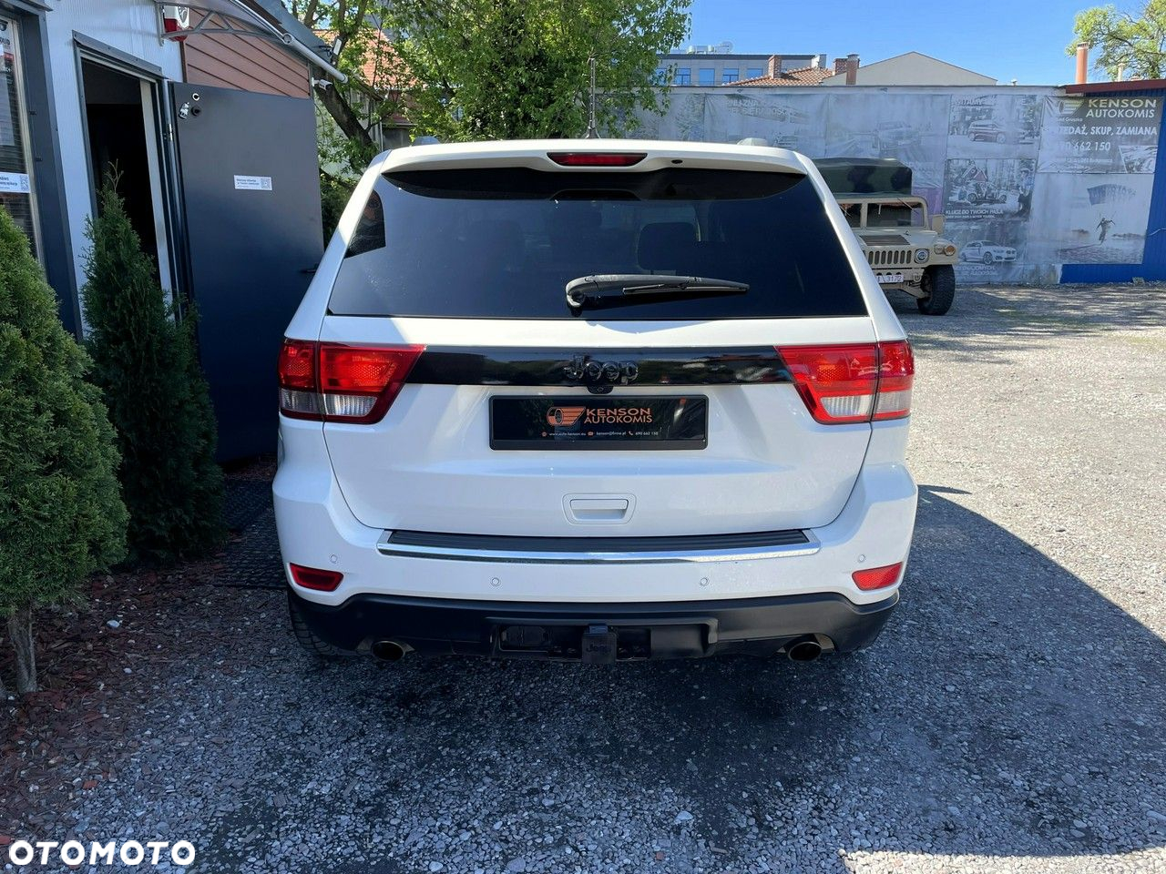 Jeep Grand Cherokee - 39