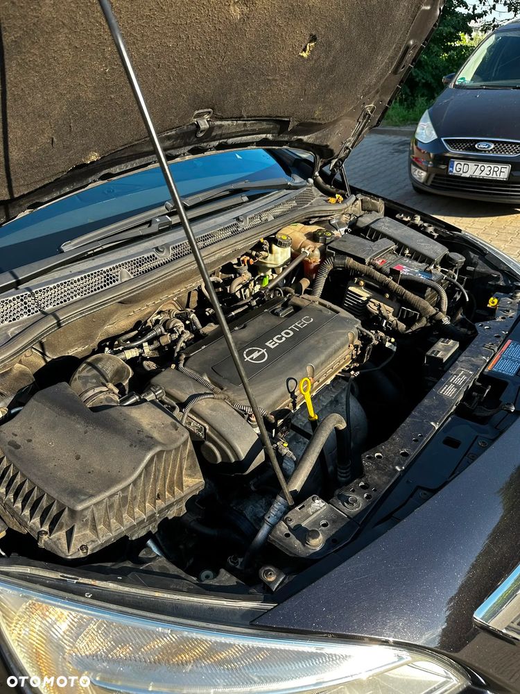 Opel Astra - 16