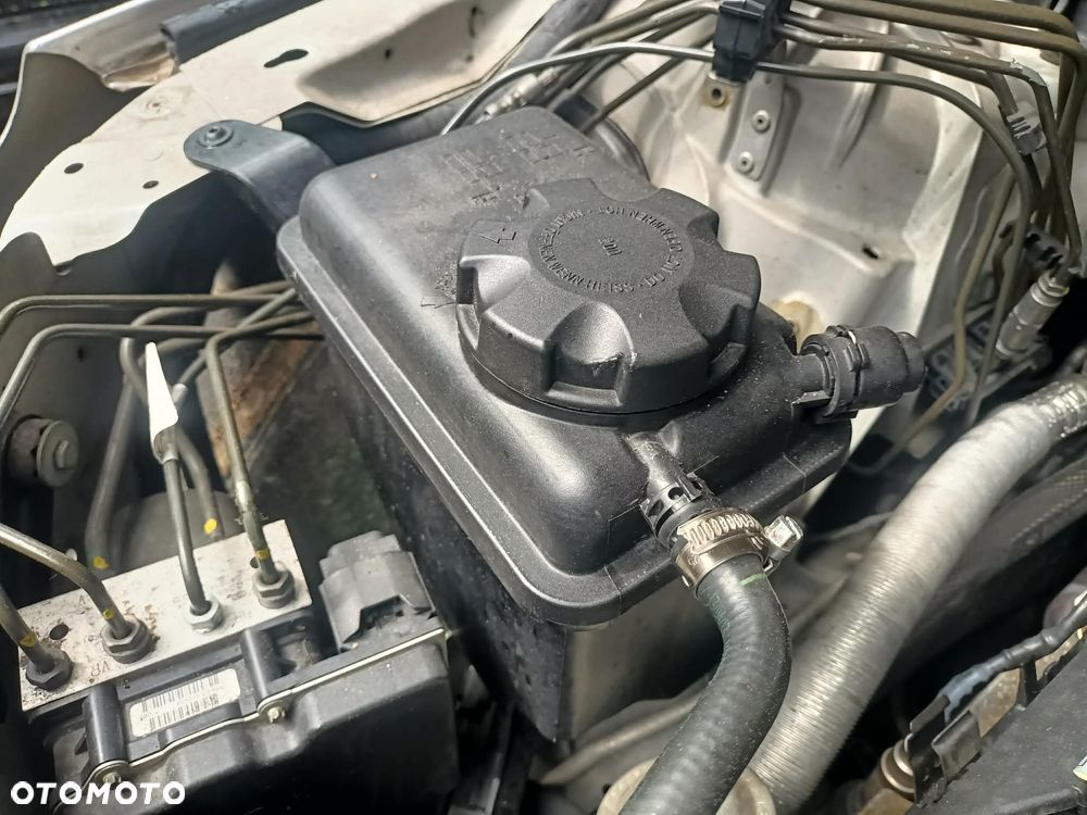 Zbiornik zbiorniczek płynu chłodniczego wyrównawczy BMW E60 E61 M54 520i 525i 530i - 1