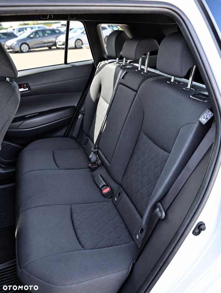 Toyota Corolla Cross - 21