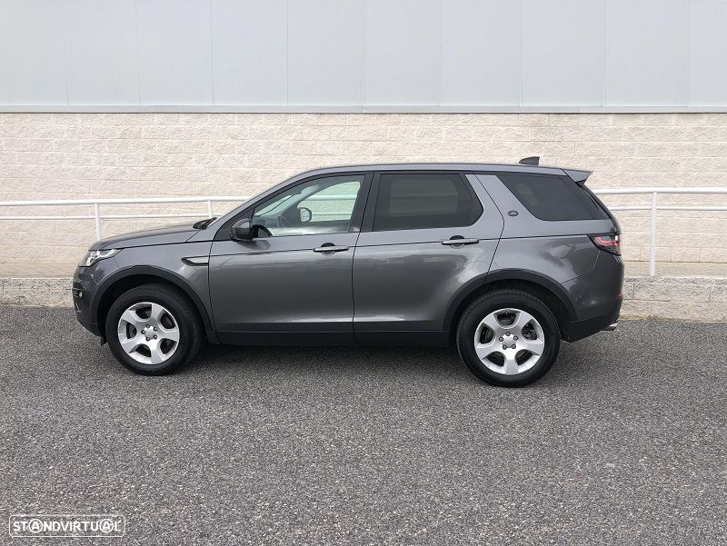 Land Rover Discovery Sport 2.0 eD4 HSE - 3