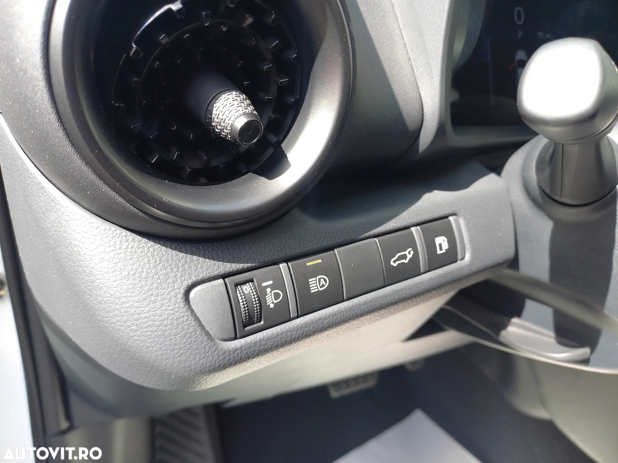 Toyota C-HR - 17