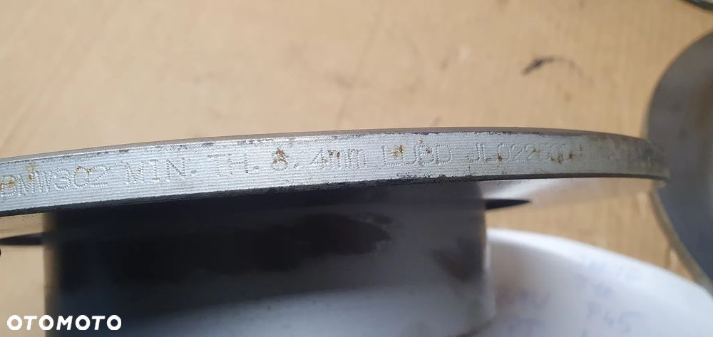 Tarcze hamulcowe tył tylne klocki 280 mm BMW 2 F45 1.5D - 9