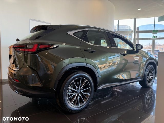 Lexus NX 350h Elegance 2WD - 3