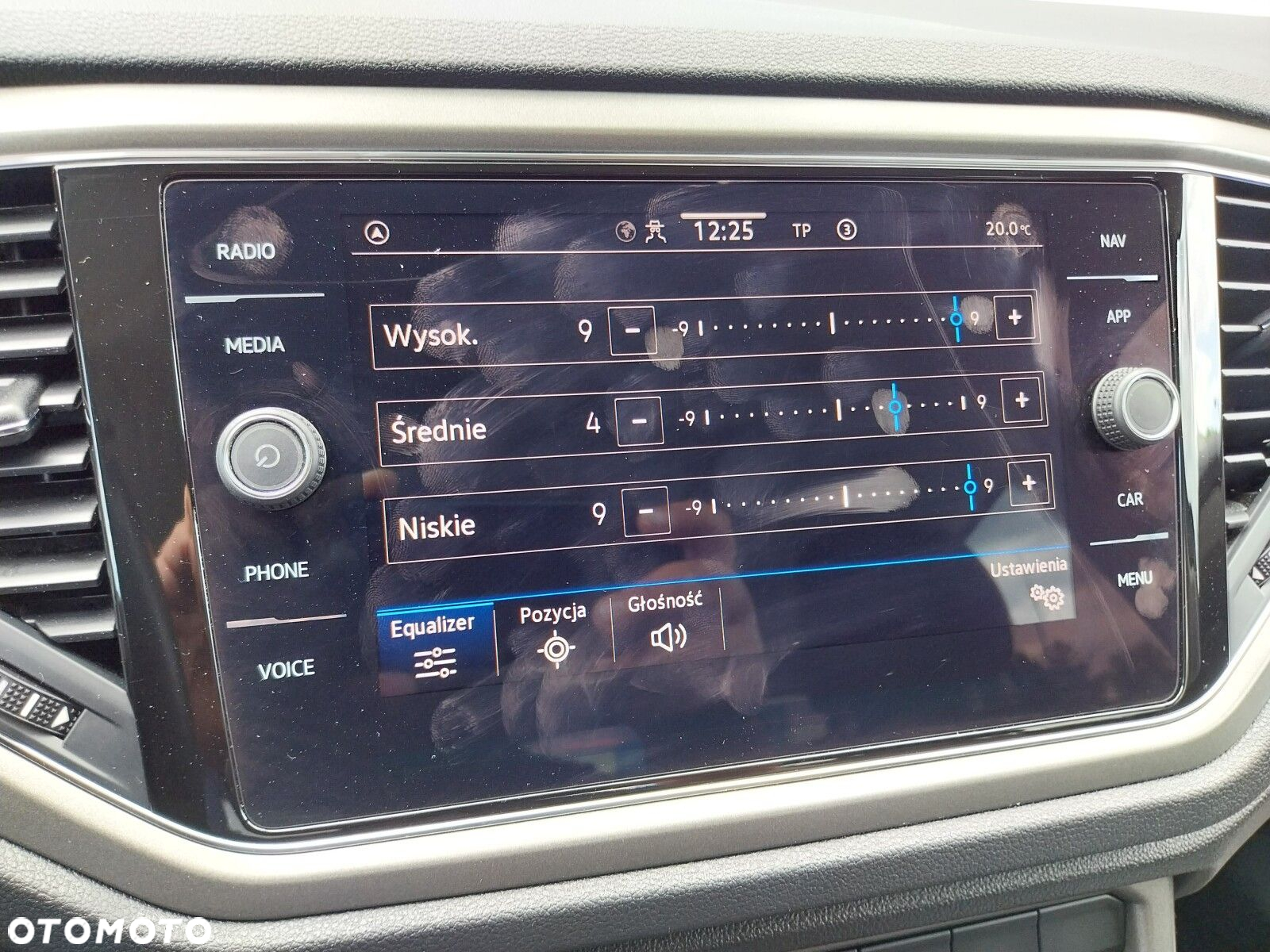Volkswagen T-Roc - 21