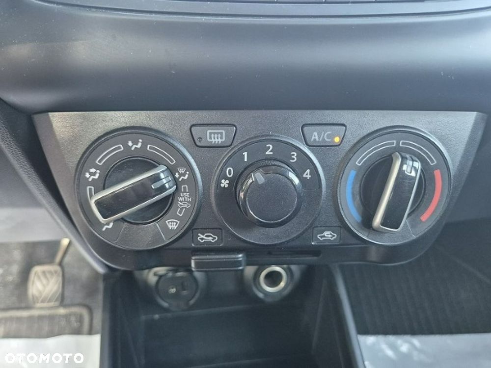 Suzuki Swift - 30