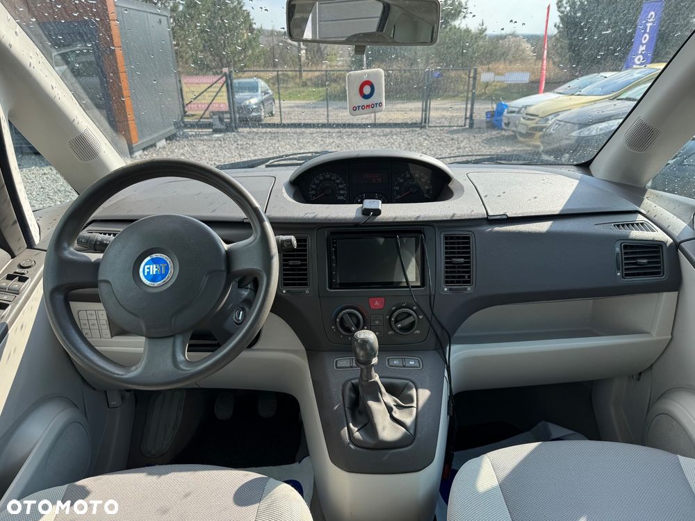 Fiat Idea 1.4 16V Dynamic - 17