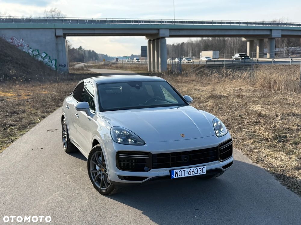 Porsche Cayenne Turbo - 1