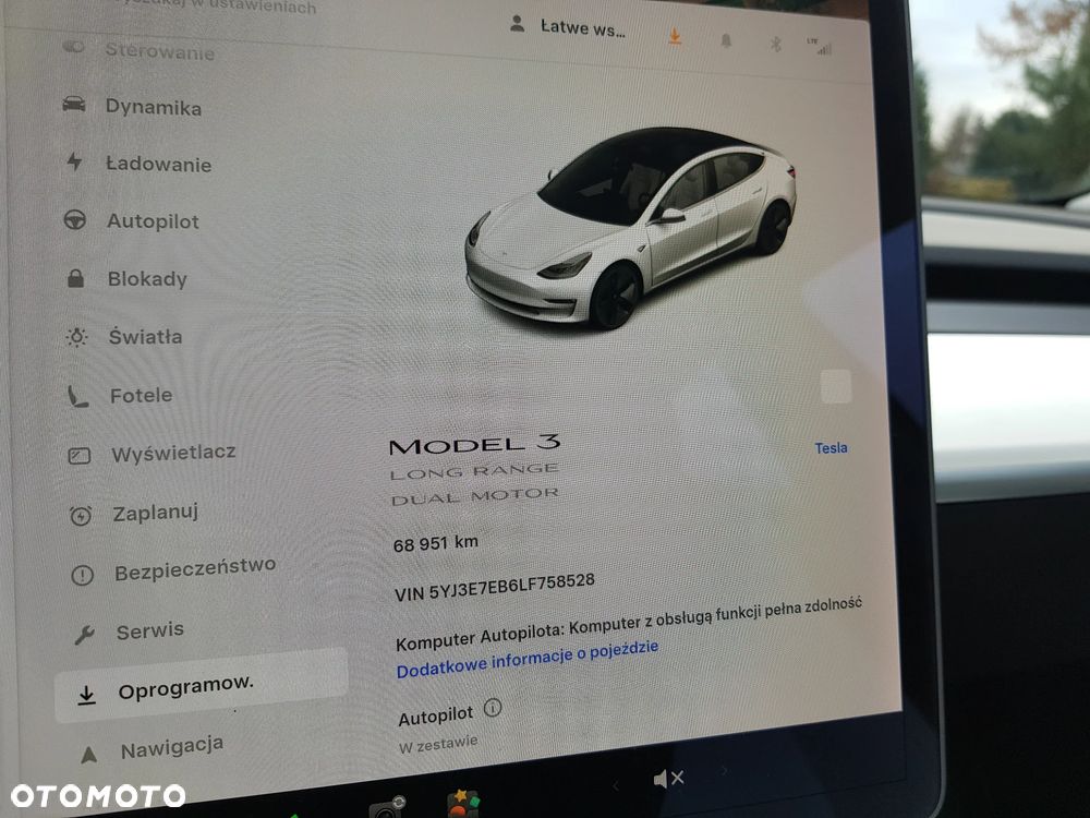 Tesla Model 3 - 15