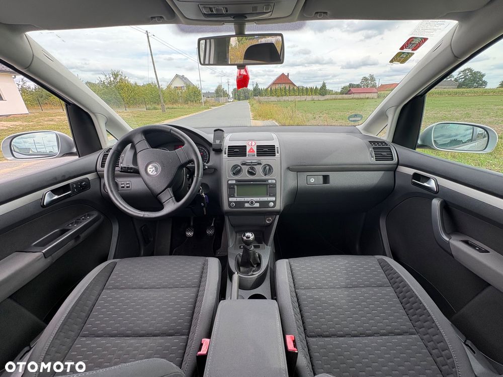Volkswagen Touran 1.9 TDI DPF United - 17