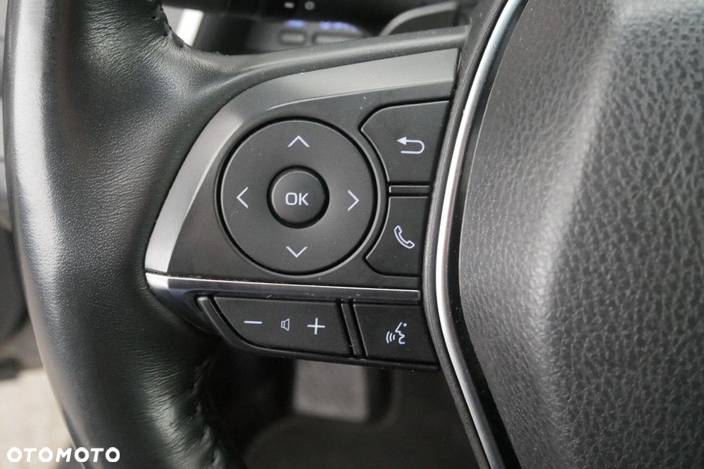 Toyota Camry 2.5 Hybrid Executive CVT - 26