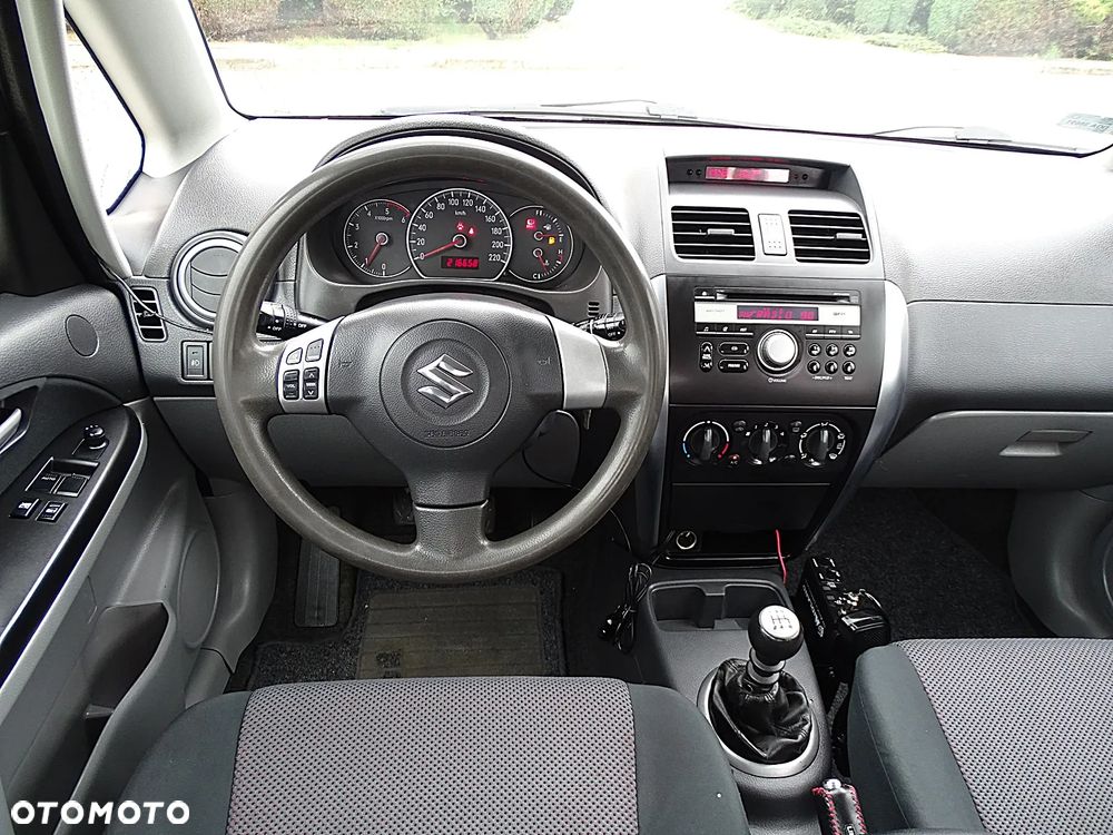 Suzuki SX4 - 32