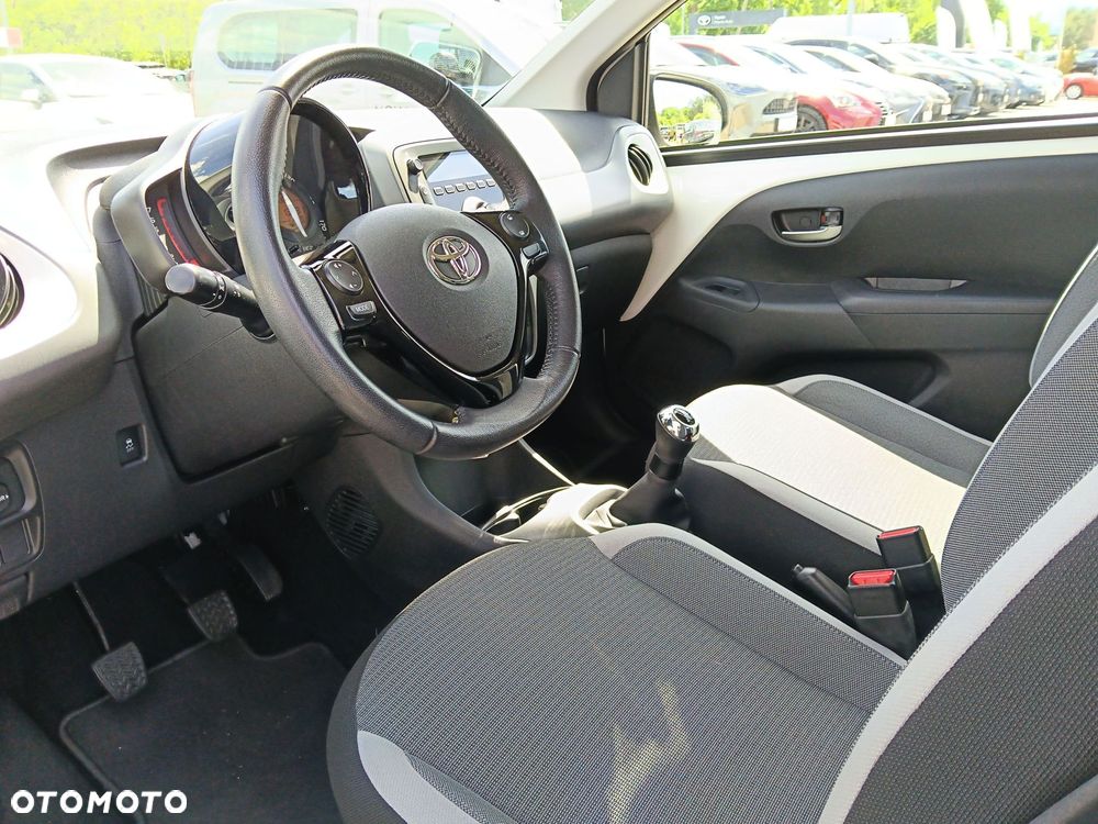 Toyota Aygo - 10