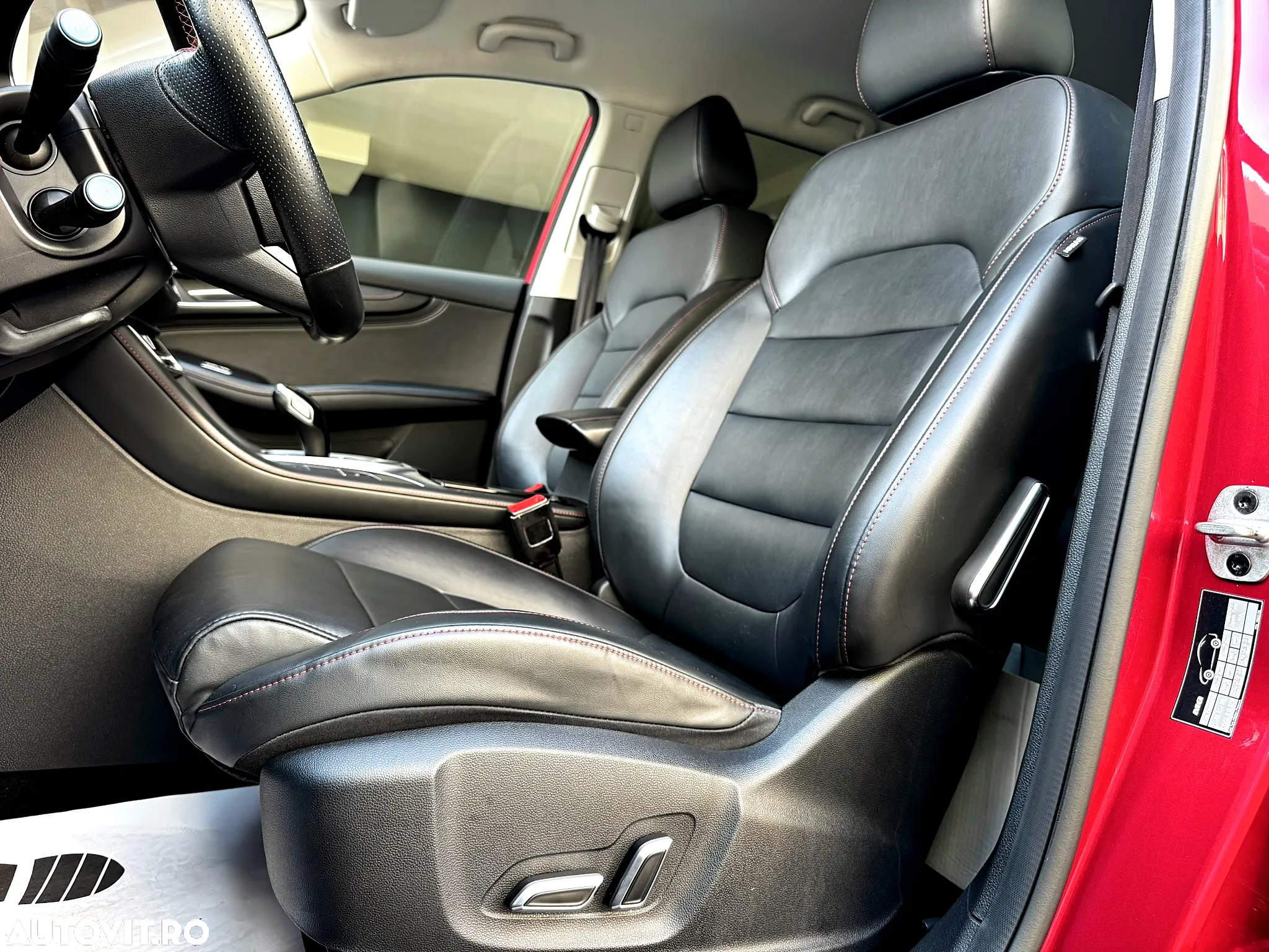 MG EHS 1.5 T-GDi AT PHEV Exclusive - 12