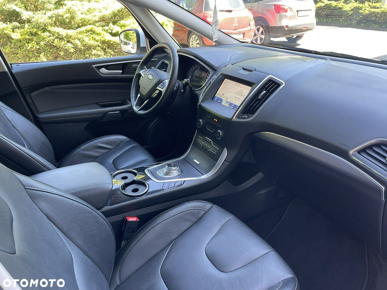 Ford S-Max - 29