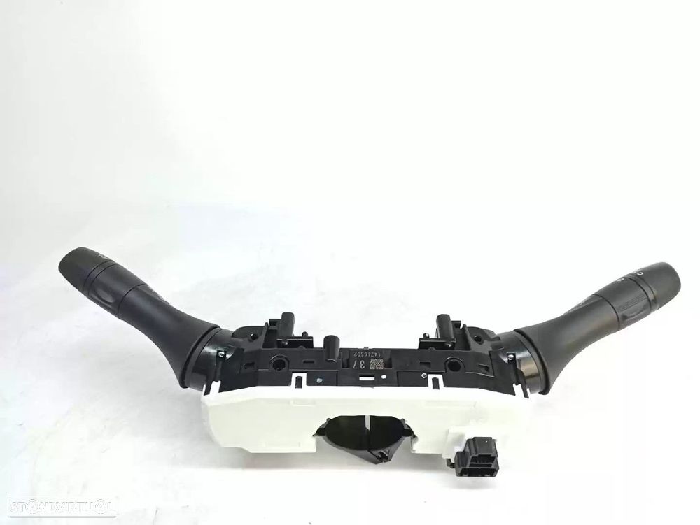 BLOQUEIO COMANDO MULTIFUNÇÕES NISSAN PULSAR FASTBACK 2017 -255604EA0E - 2