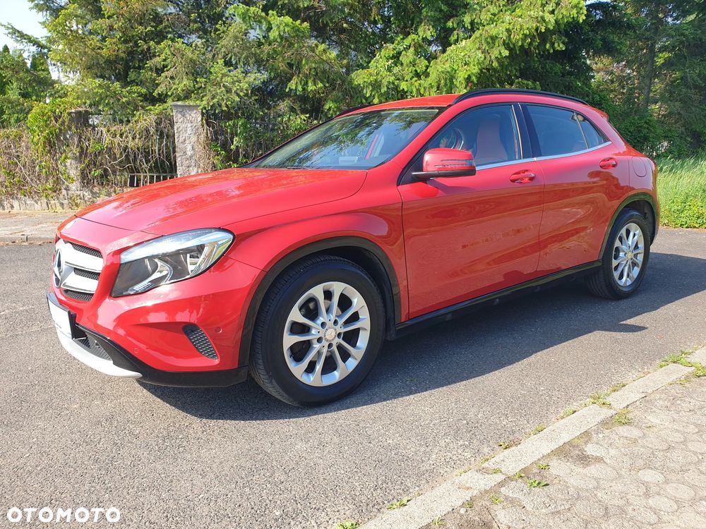Mercedes-Benz GLA 200 d - 5