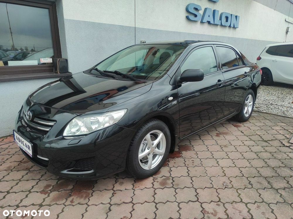 Toyota Corolla - 2