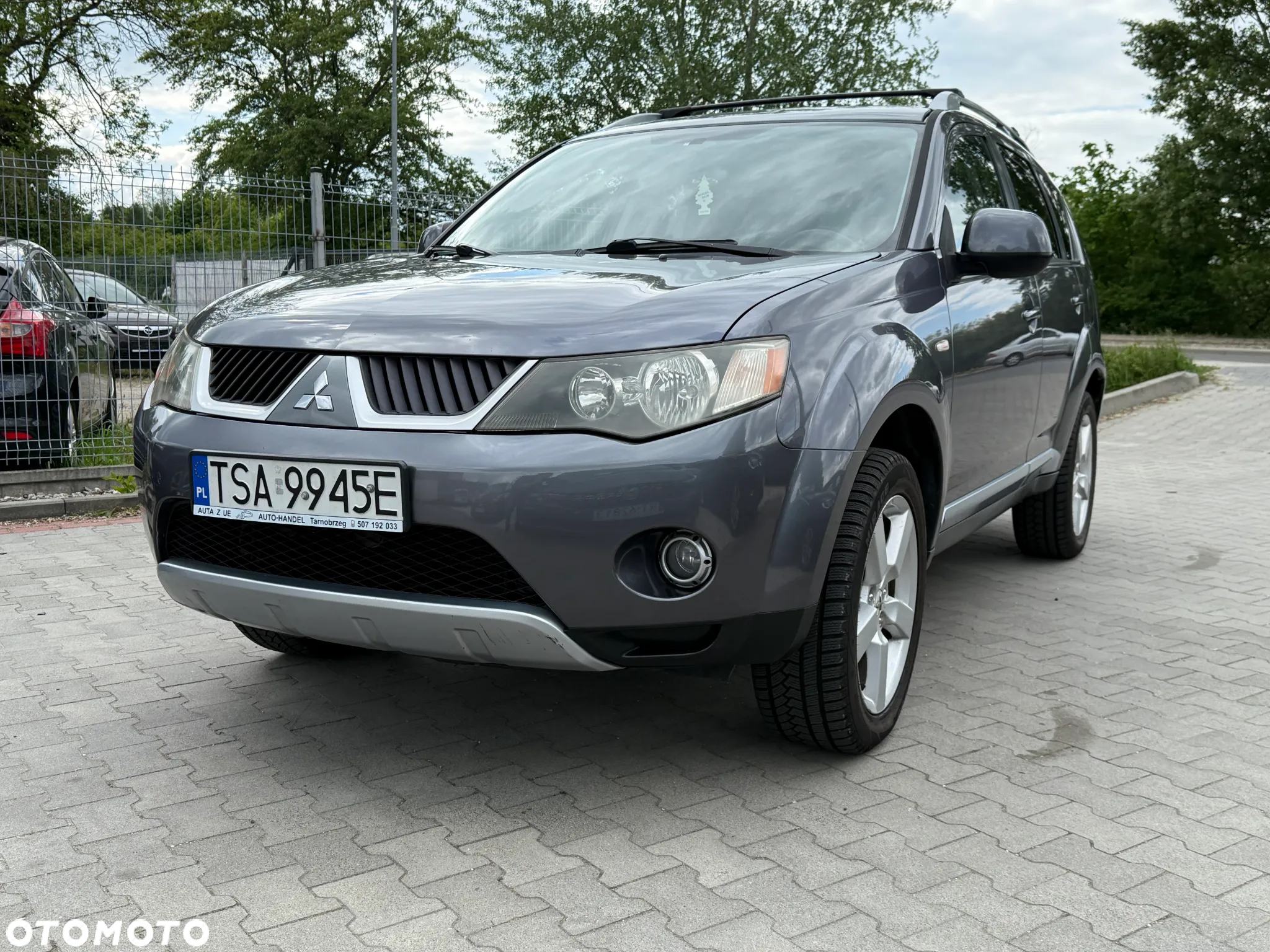 Mitsubishi Outlander 2.4 Intense + - 13