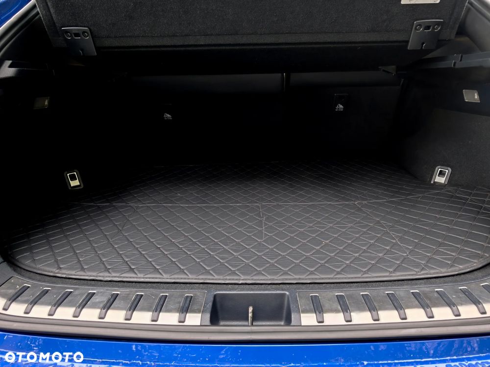 Lexus NX 300h E-FOUR F SPORT - 15