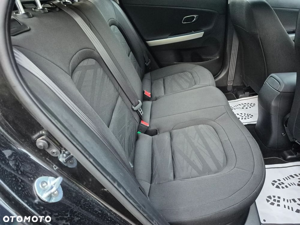 Kia Ceed - 14