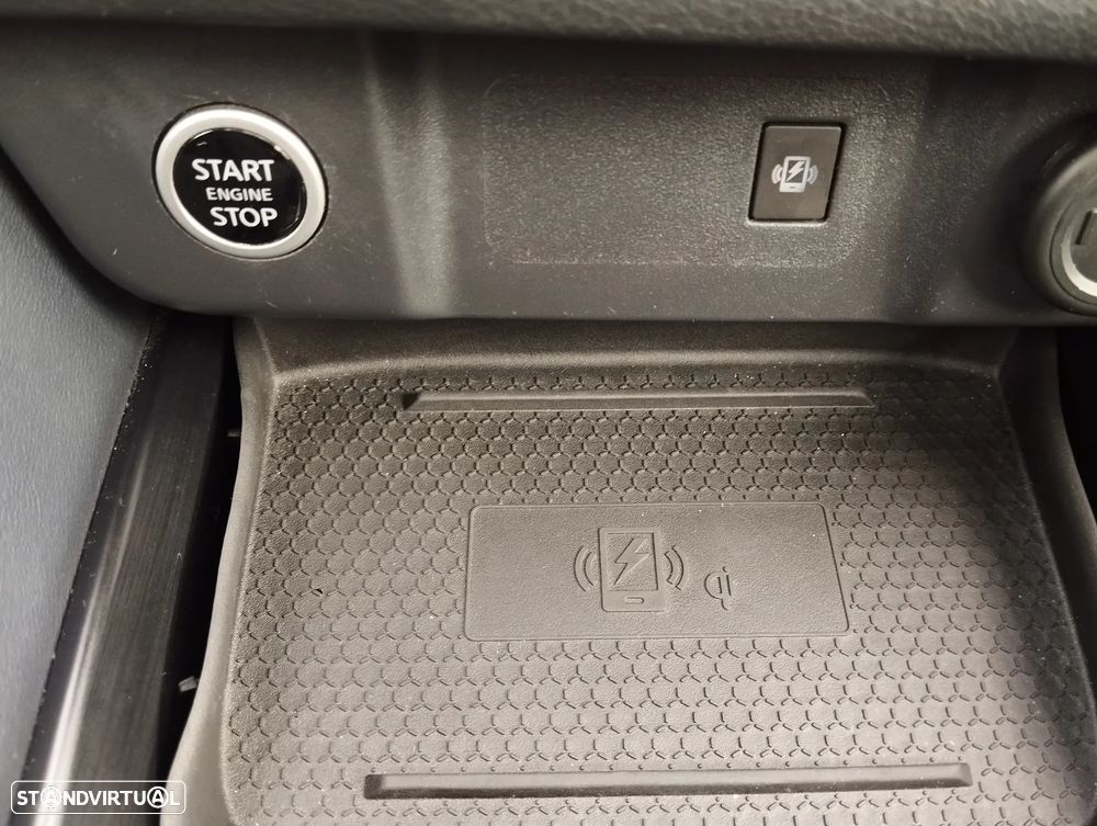 Nissan Qashqai 1.3 DIG-T MHEV Premiere Edition - 28