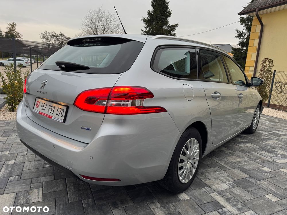 Peugeot 308 SW HDi FAP 110 (Blue Lion) Business Line Niveau 1 - 6