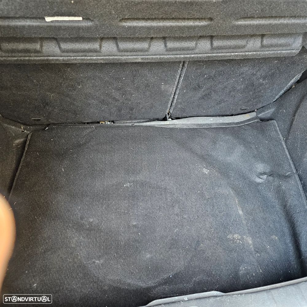 Citroën C4 Coupé 1.6 HDi 110 VTR - 28