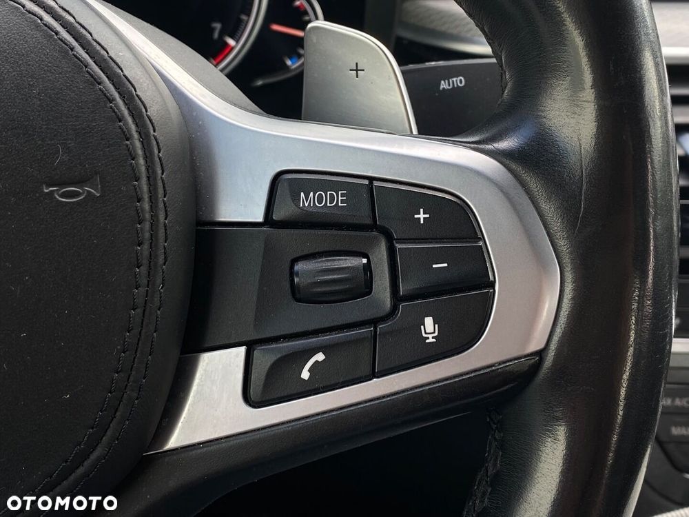 BMW Seria 5 - 26