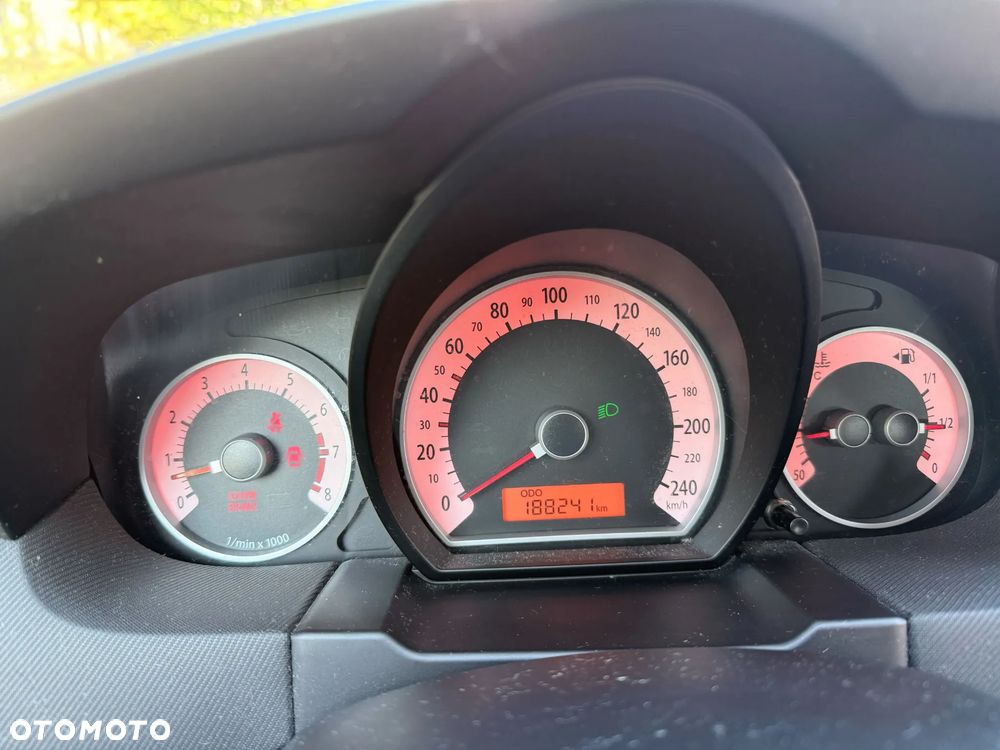 Kia Ceed Cee'd 1.6 Optimum + - 6