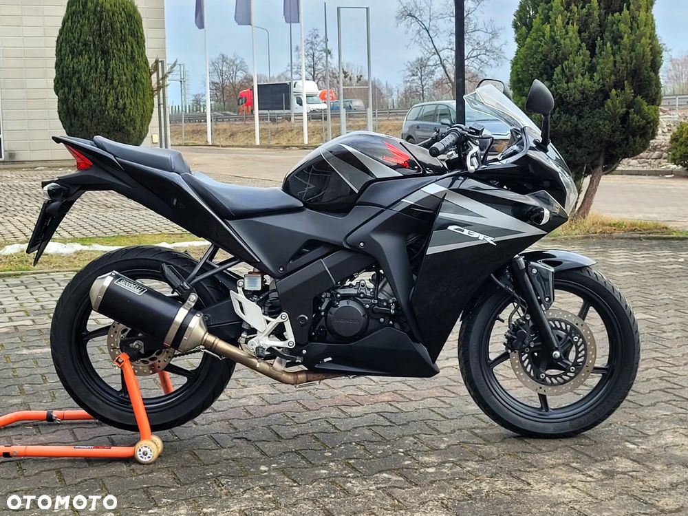 Honda CBR - 4
