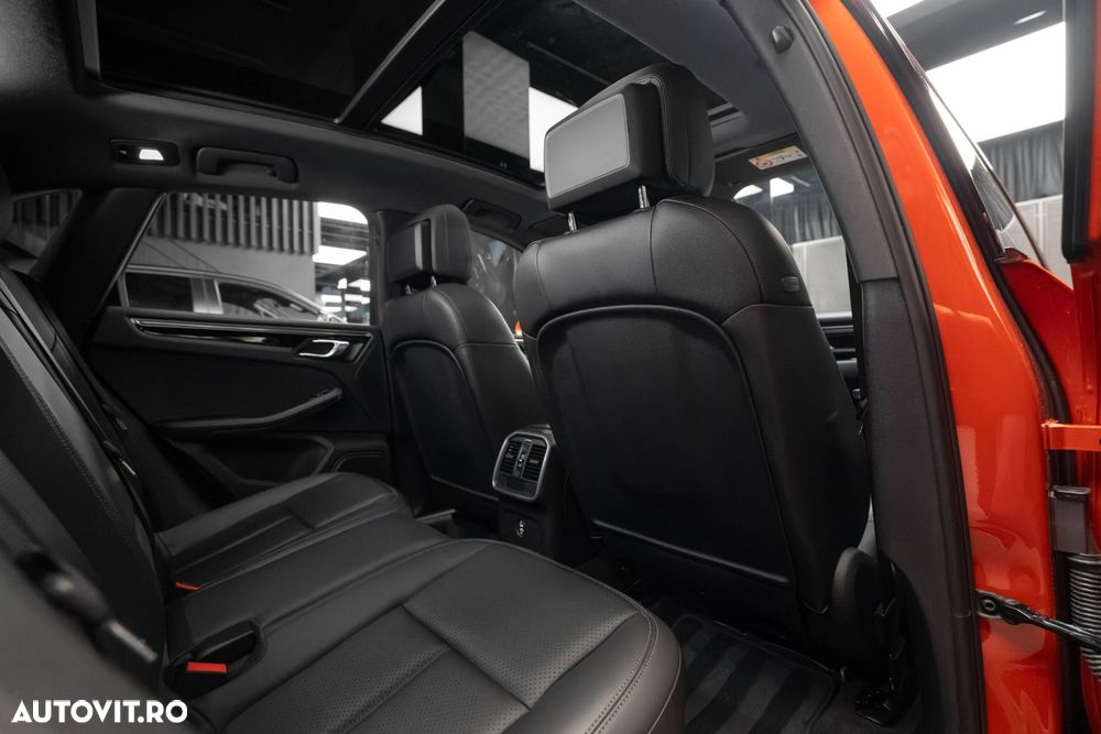 Porsche Macan - 33