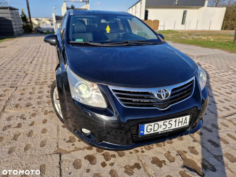 Toyota Avensis 2.2 D-4D Sol Plus - 2