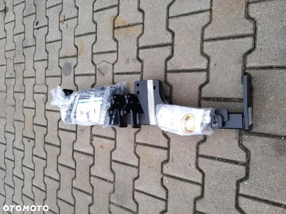 HAK DACIA DUSTER III AUTOMAT VERTICAL SUV, 2 WD, 4WD od 2017- - 1