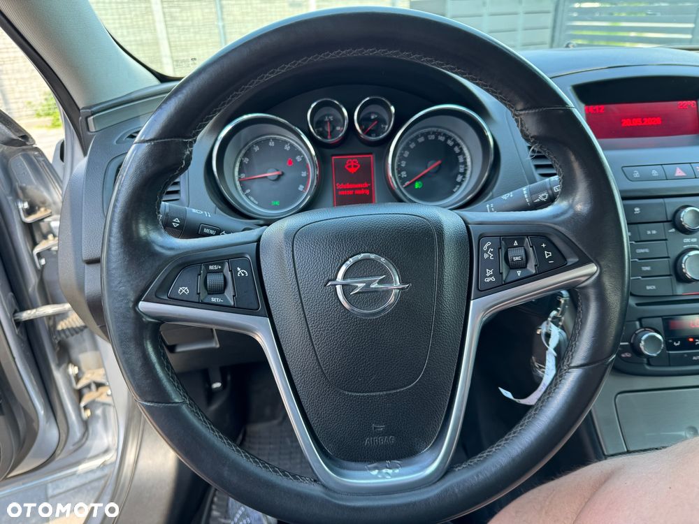 Opel Insignia - 10