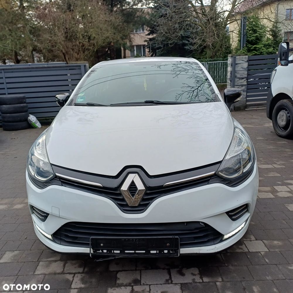 Renault Clio 1.2 16V 75 LIMITED - 3