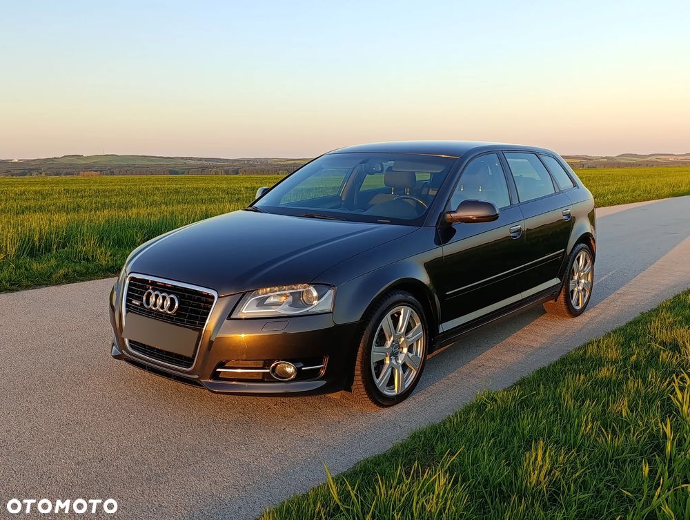 Audi A3 2.0 TDI Sportback DPF quattro Attraction - 1