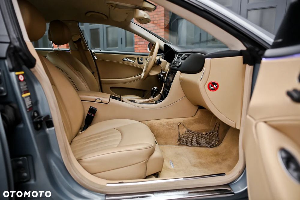 Mercedes-Benz CLS 350 7G-TRONIC - 25