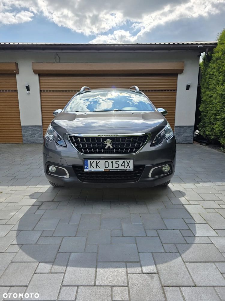 Peugeot 2008 1.2 Pure Tech Style EU6 - 2
