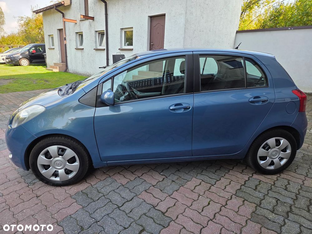 Toyota Yaris - 21