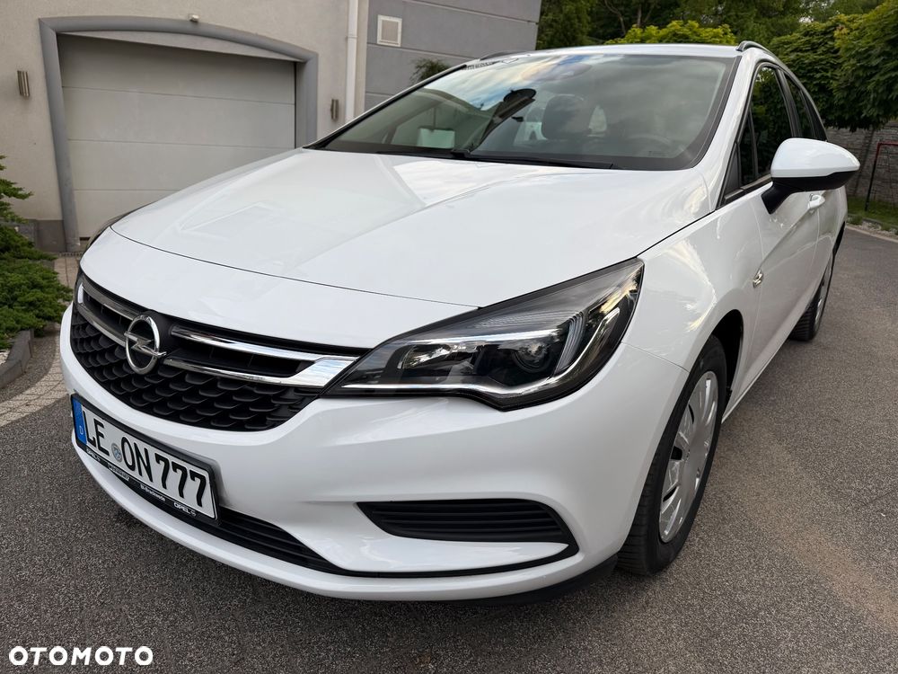 Opel Astra 1.6 D Start/Stop Edition - 1