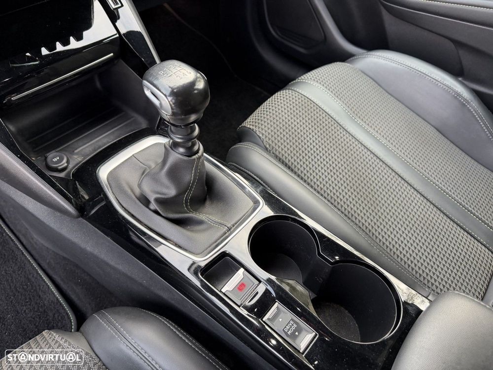 Peugeot 208 1.2 PureTech GT - 41