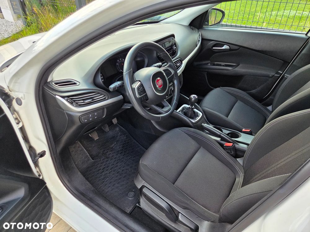 Fiat Tipo 1.4 16v Easy - 19