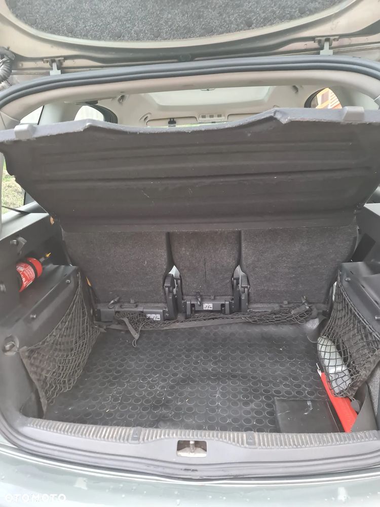 Skoda Roomster 2008 photo 5