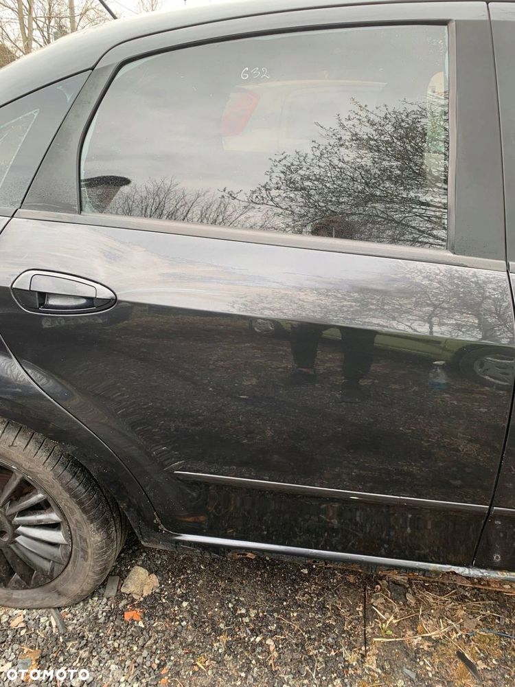 Drzwi prawy tył tylne Fiat Linea 632 WWA - 1