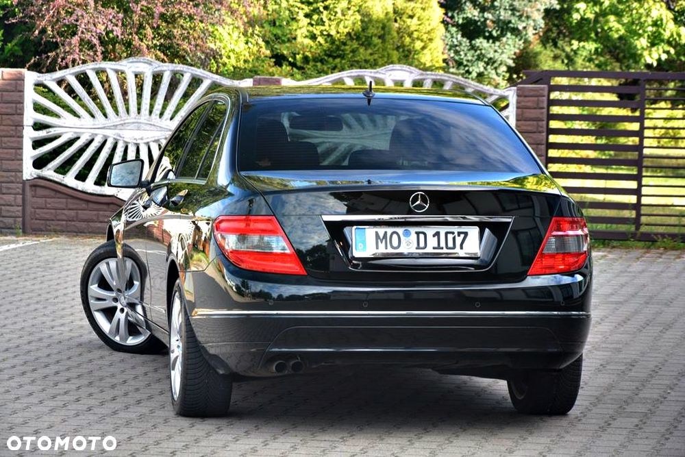 Mercedes-Benz Klasa C 180 Kompressor Automatik Avantgarde - 18