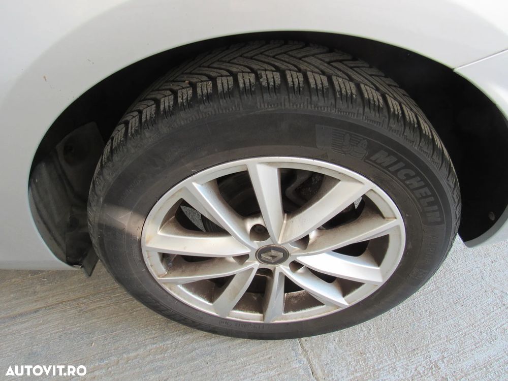 Renault Megane Blue dCi 116 EDC Intens - 8