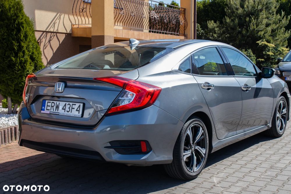 Honda Civic 1.5 T Executive - 14