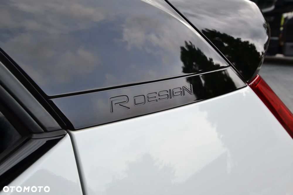 Volvo XC 40 D3 AWD R-Design - 33